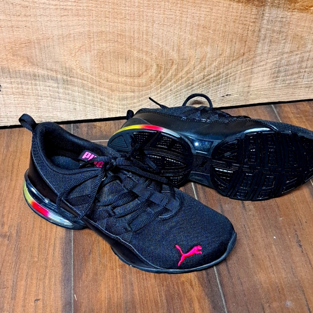 Womans puma size 7.5